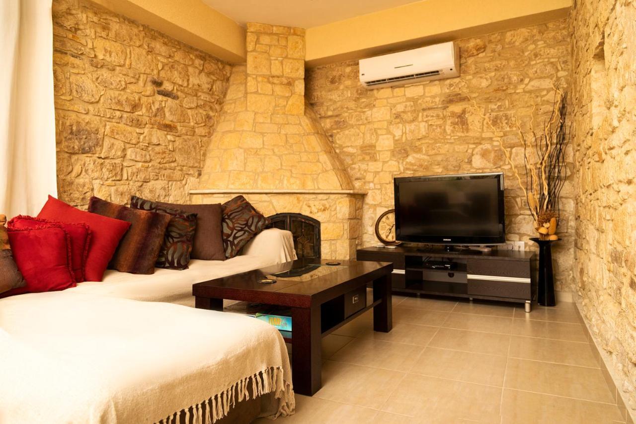 Salamiou Stone House Villa Paphos Eksteriør bilde